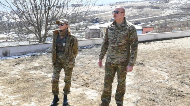 Prezident və xanımı Şuşaya gedir - VİDEO