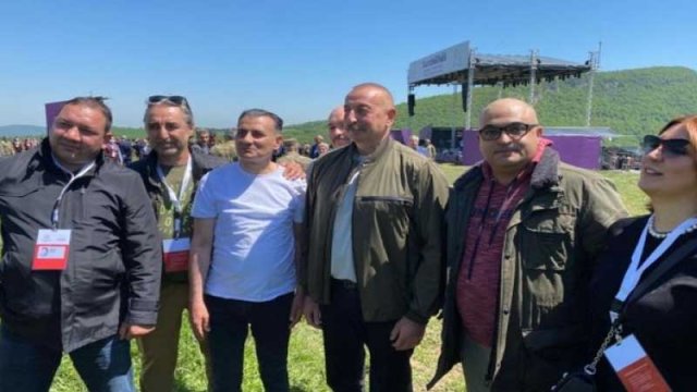 Prezidentin Şuşada jurnalistlərlə səmimi söhbəti