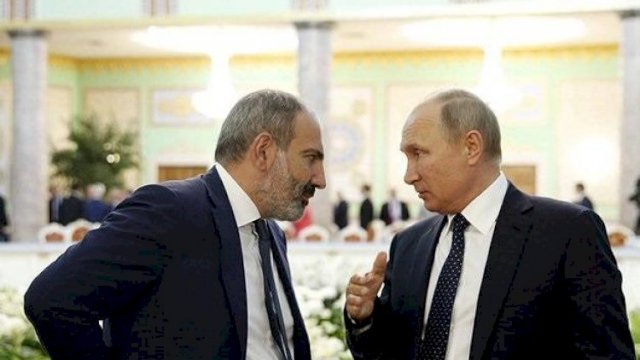 Putindən Paşinyana: Bütün müddəalara əməl olunmalıdır!