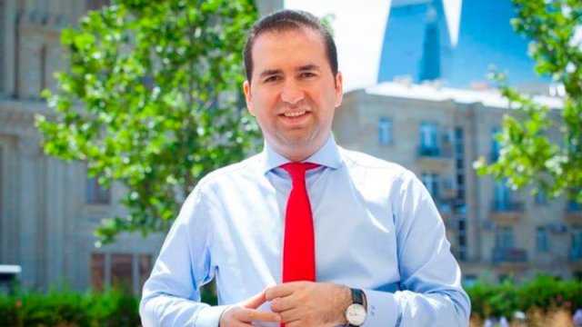 Azərbaycanlı politoloqun \