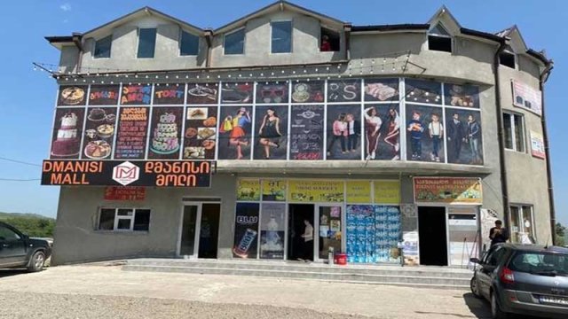 Dmanisidəki azərbaycanlılara məxsus mağaza ilə bağlı qərar verildi (FOTO)