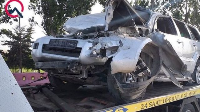 Hacıqabulda maşın aşdı, yaralılar var – FOTO