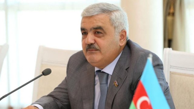 Rövnəq Abdullayev “Rosneft”in baş icraçı direktoru ilə görüşdü