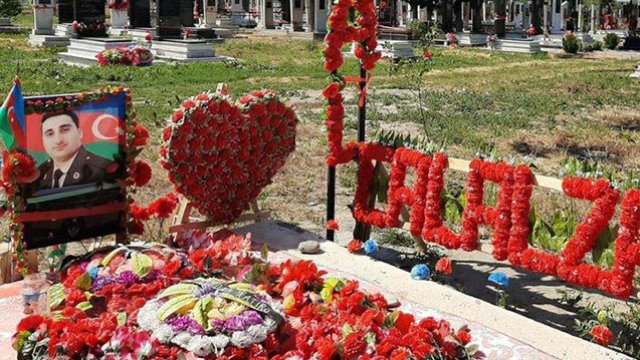 Bərdədəki şəhidin başdaşı niyə qoyulmayıb? - FOTO