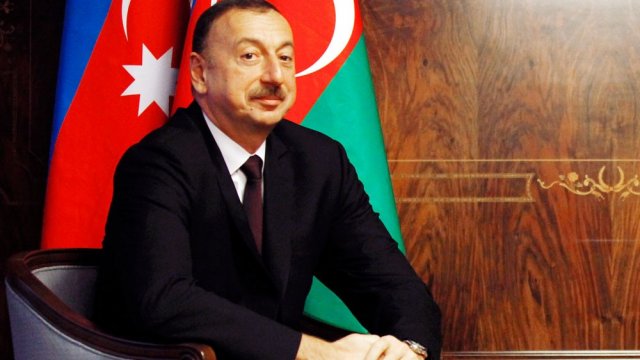 İlham Əliyevdən Milli Qurtuluş Günü paylaşımı - FOTO