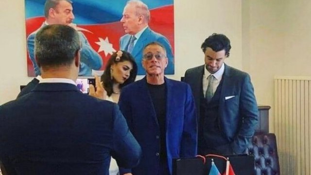 Van Damm azərbaycanlı gəlini ilə belə rəqs etdi - VİDEO