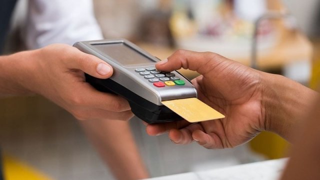 Mərkəzi Bankdan ödəniş kartları ilə bağlı açıqlama: fırıldaqçılıq əməliyyatları...