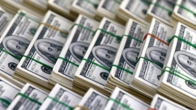 Azərbaycanın valyuta ehtiyatları 52 milyard dolları KEÇDİ