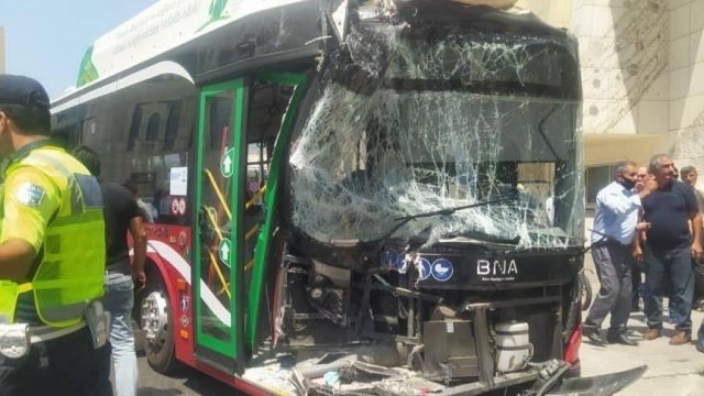 Bakıda iki marşrut avtobusu toqquşdu, 7 nəfər... - VİDEO