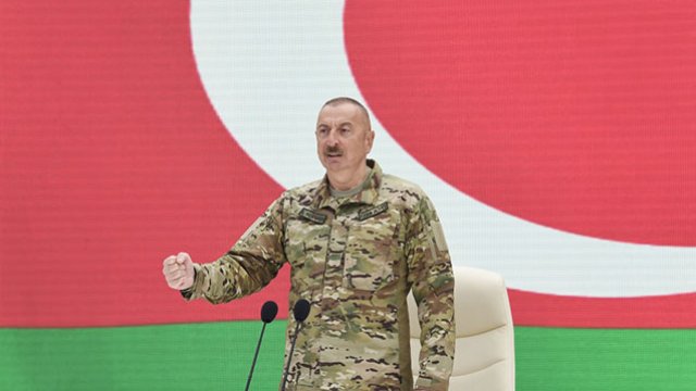 İlham Əliyevdən Silahlı Qüvvələr Günü ilə bağlı paylaşım - FOTO