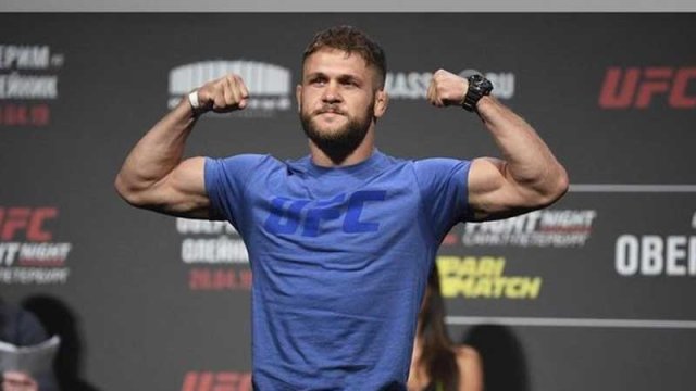 UFC-də döyüşən yeganə azərbaycanlı haqqında film çəkildi (VİDEO)