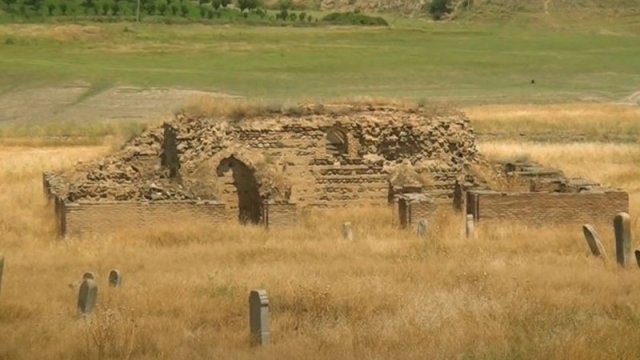 Azərbaycanda qədim yaşayış məskəni tapıldı: Ərazi nəzarətə götürüldü - VİDEO