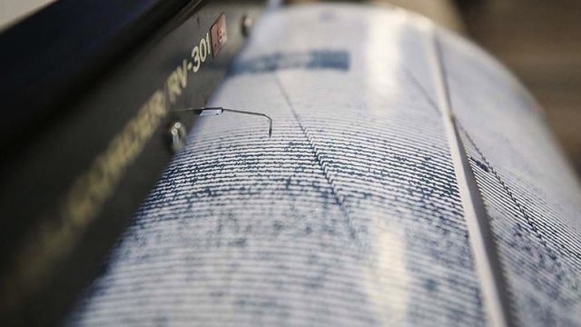 İndoneziyada güclü zəlzələ oldu