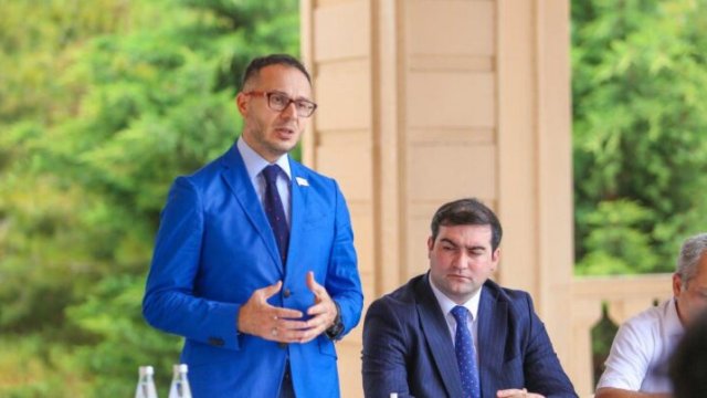 Deputat Ramil Həsən gənclərlə görüşdü - FOTO