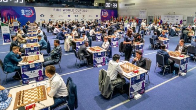 Şahmatçımız Dünya kubokunda növbəti mərhələyə vəsiqə qazandı