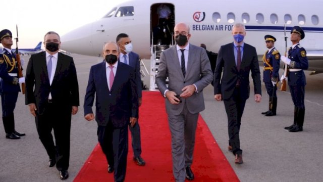 Aİ Şurasının Prezidenti Azərbaycana gəldi