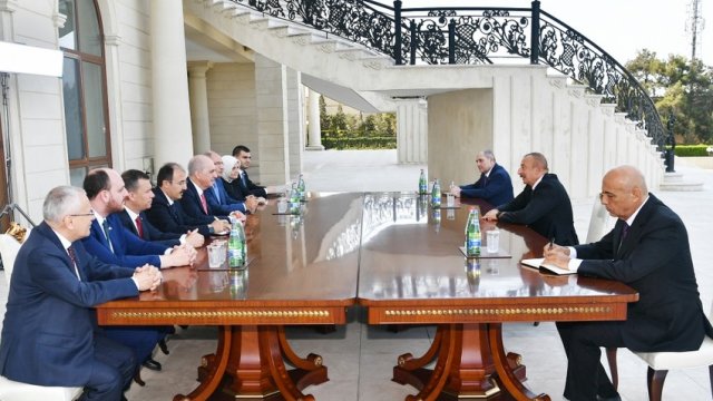 İlham Əliyev Türkiyənin Ədalət və İnkişaf Partiyası sədrinin birinci müavinini qəbul etdi