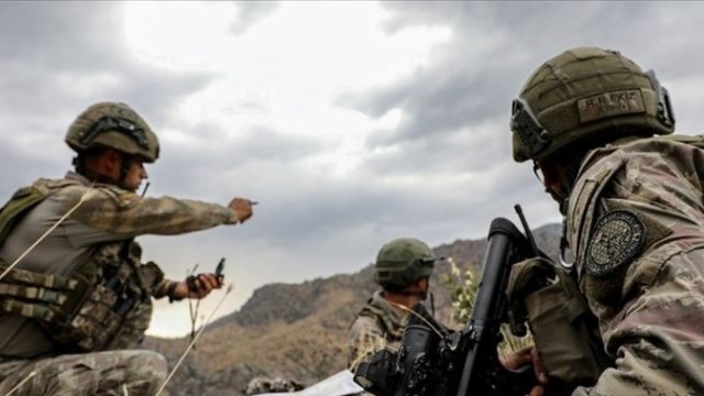 Türk ordusu 15 terrorçunu öldürdü