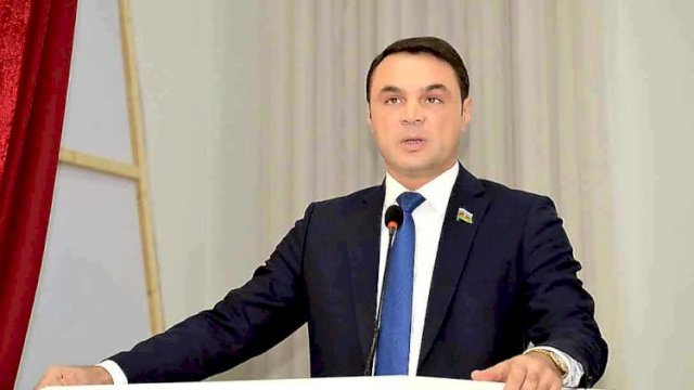 Xaçmazın deputatı polisi döydü -xa0Sərxoş imiş