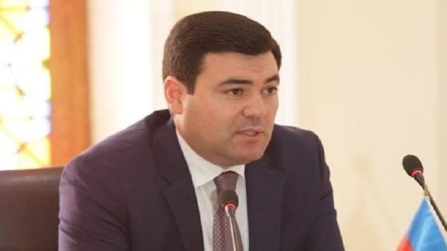 İcra başçısı şöbə müdirini işdən çıxardı - FOTO