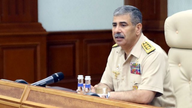 Zakir Həsənov ordu rəhbərliyini topladı, əmr verdi