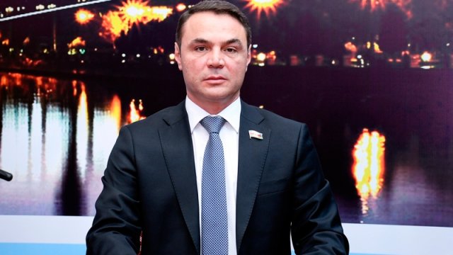 Həmkarları Eldəniz Səlimov haqqında: 