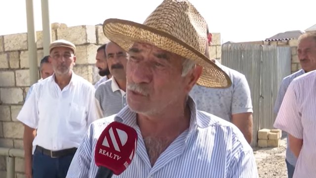 Sumqayıta avtobus problemi: Kilometrlərlə yol qət etməli olurlar - VİDEO