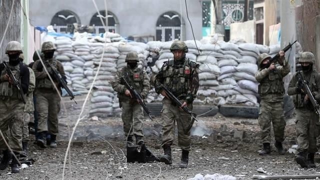 Türkiyə ordusu 4 PKK-çını məhv etdi