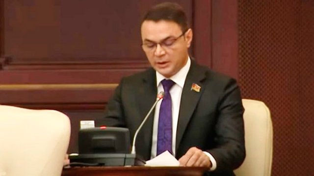 Eldəniz Səlimovun Milli Məclisdəki “parta yoldaşı” kimdir? - Əleyhinə səs verməyib...