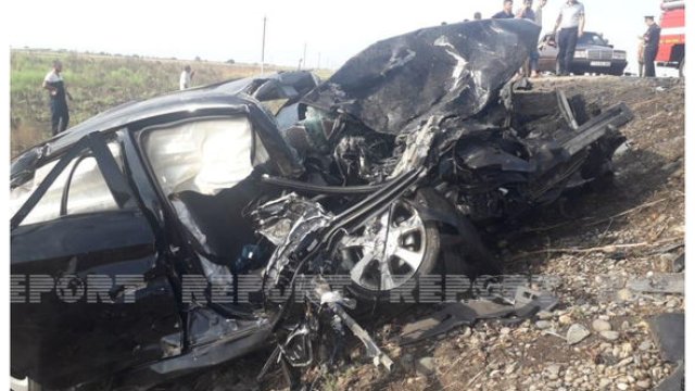 Kürdəmirdə üç “Hyundai” toqquşdu: Bir ailənin beş üzvü xəsarət aldı - FOTO