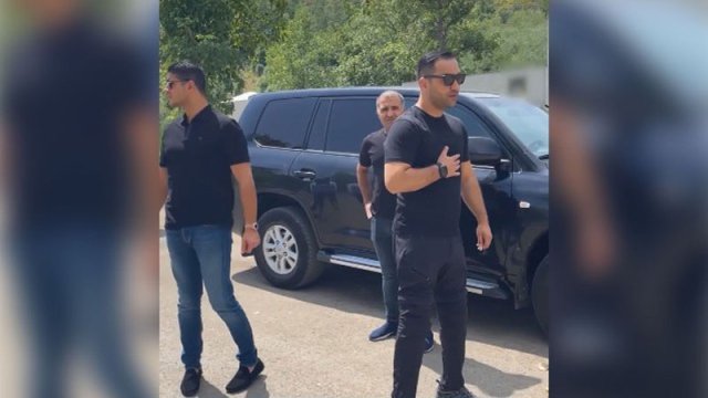 XTQ zabiti 29 ildən sonra Şuşada atasının şəhid olduğu məkanda - VİDEO