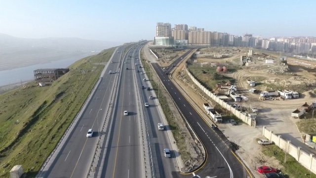 Prezident Bakıda yolların yenidən qurulmasına pul ayırdı - SƏRƏNCAM