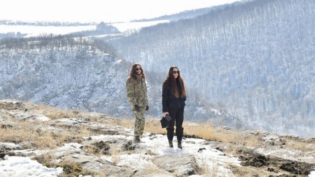 Leyla Əliyeva Mehriban Əliyeva ilə bağlı video paylaşdı - VİDEO