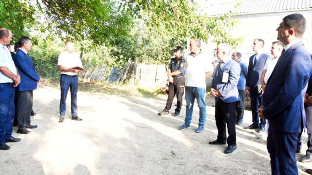 Ağstafanın Dağ Kəsəmən kəndində sakinlərlə növbəti görüş keçirildi