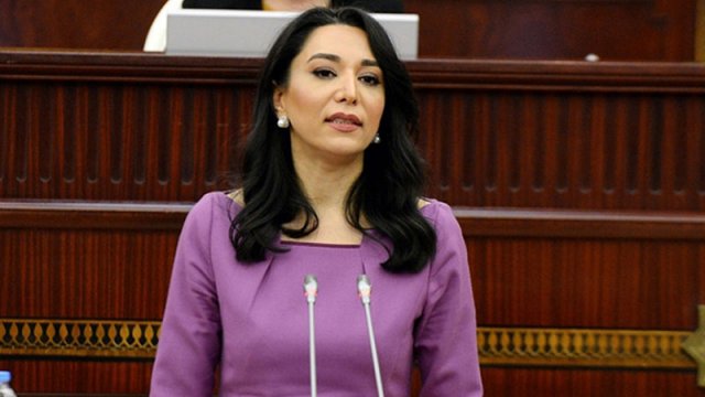 Səbinə Əliyeva: 