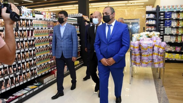 Ağstafada müasir üslübda təsis edilmiş ticarət mərkəzi istifadəyə verildi