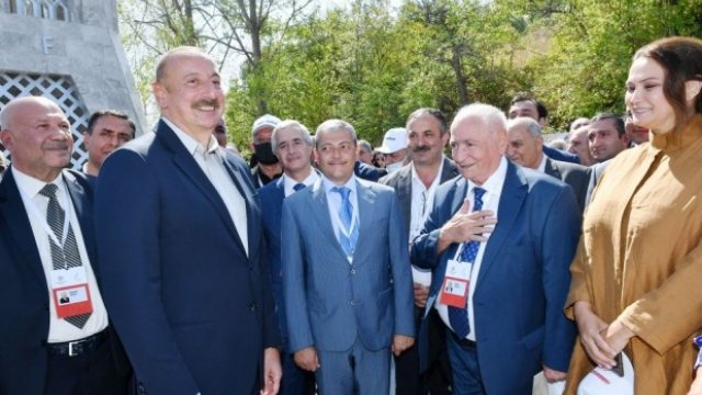 Prezidentin mədəniyyət xadimləri və şuşalılarla səmimi söhbəti - FOTOLAR