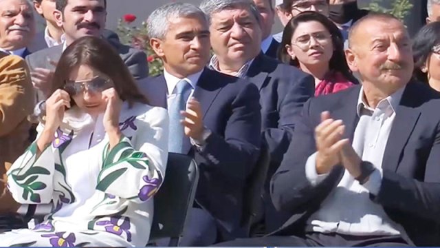 Mehriban Əliyeva Şuşada kövrəldi - VİDEO