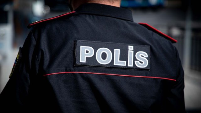 Bakıda polisdən böyük fədakarlıq: Vətəndaşı xilas edərkən özü də öldü