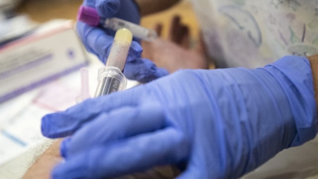 Dünyada koronavirusa yoluxma sayında azalma müşahidə olunur