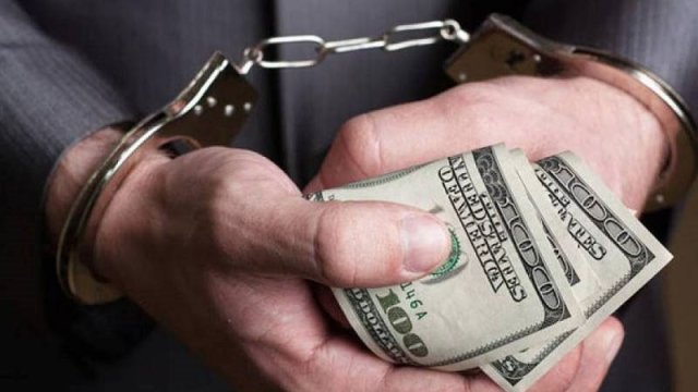 Sabiq nazir 9 milyon rüşvəti necə alıb? - DETALLAR