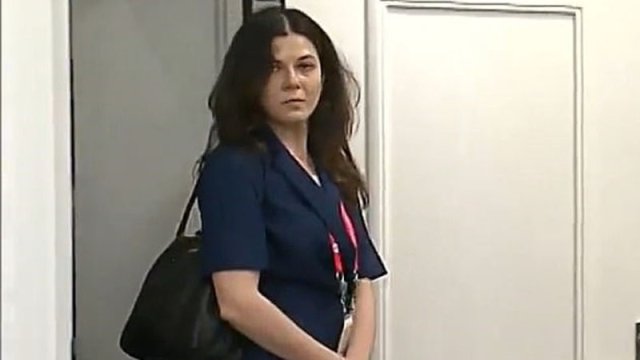 Putinlə Trampın görüşündəki cəzibədər qız: Qəsdən seçilib? - FOTO