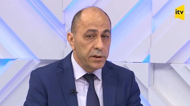 İTV-nin canlı yayımında gərgin anlar: 