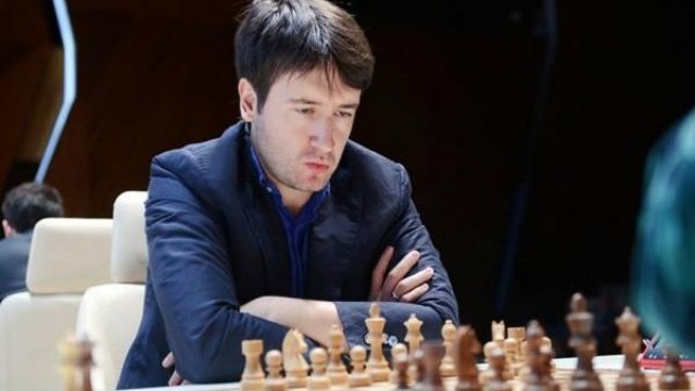Teymur Rəcəbov Karlseni məğlub etdi