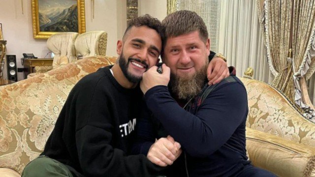 Məşhur azərbaycanlı bloqer Kadırovla görüşdü - FOTOLAR