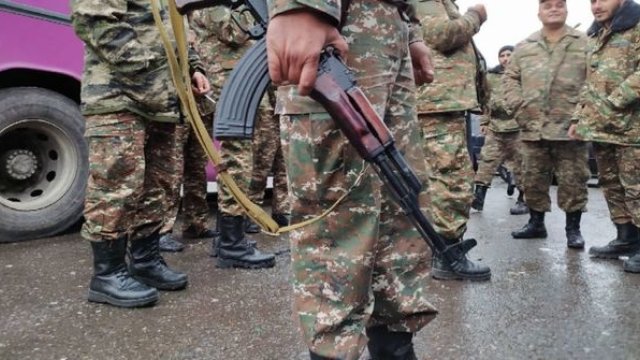 Saxlanılan beş erməni İrəvana təhvil verilir - FOTO