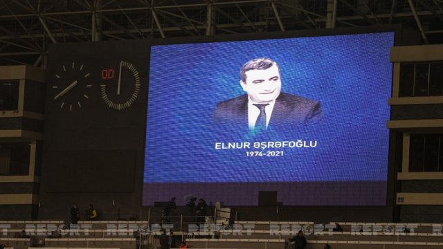 Elnur Əşrəfoğlu 