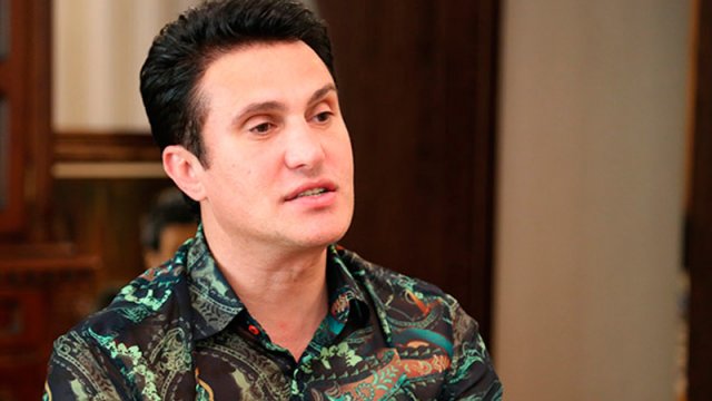 Nadir Qafarzadəyə qadağa qoyuldu