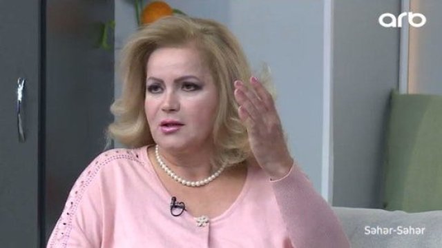 Əməkdar artist Nabranda istirahət mərkəzi aldı