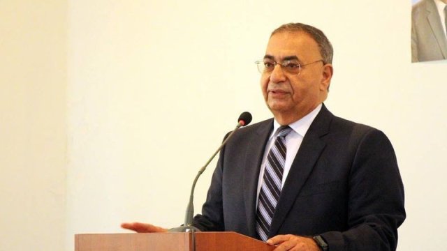 Asim Mollazadə: “Müharibə hələ bitməyib, ordunu ən müasir silahlarla təchiz etməliyik